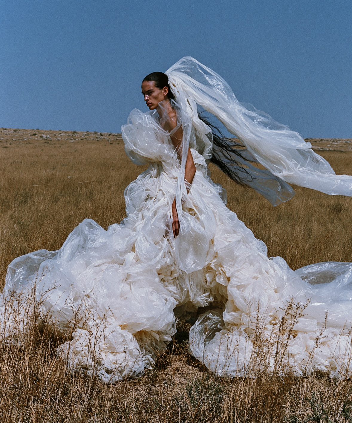 Non-Biodegradable-Weeding-Fashion-Barria-06