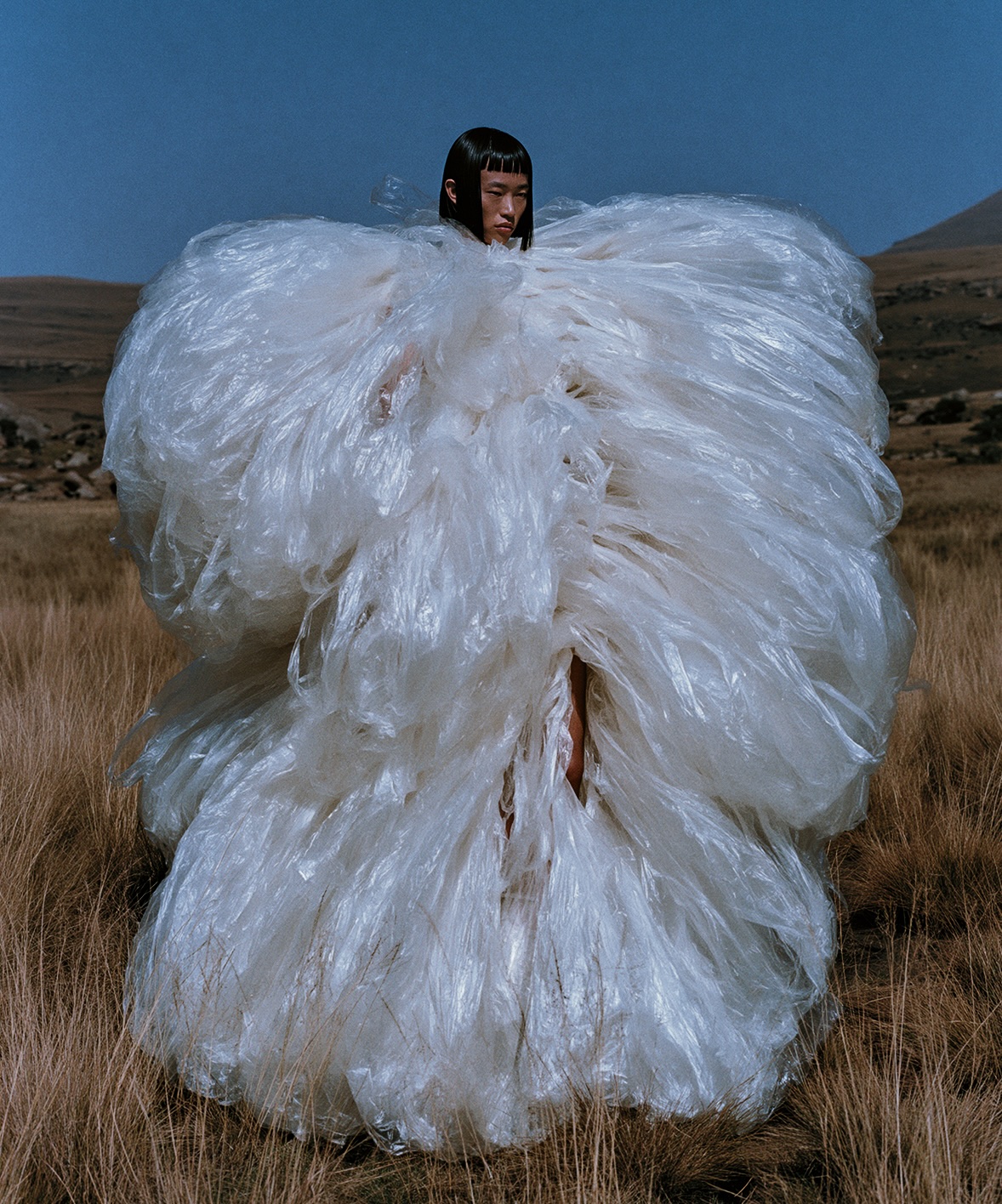 Non-Biodegradable-Weeding-Fashion-Barria-08