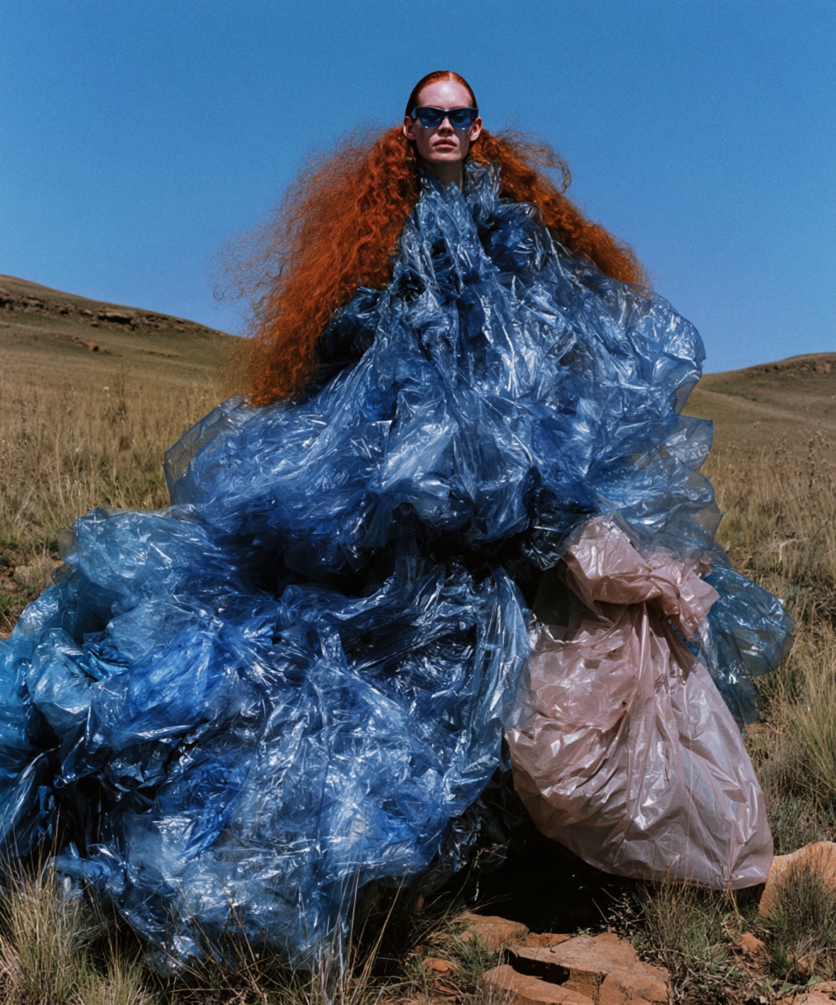 PETROLEUM BLUE-Fashion-Barria-05