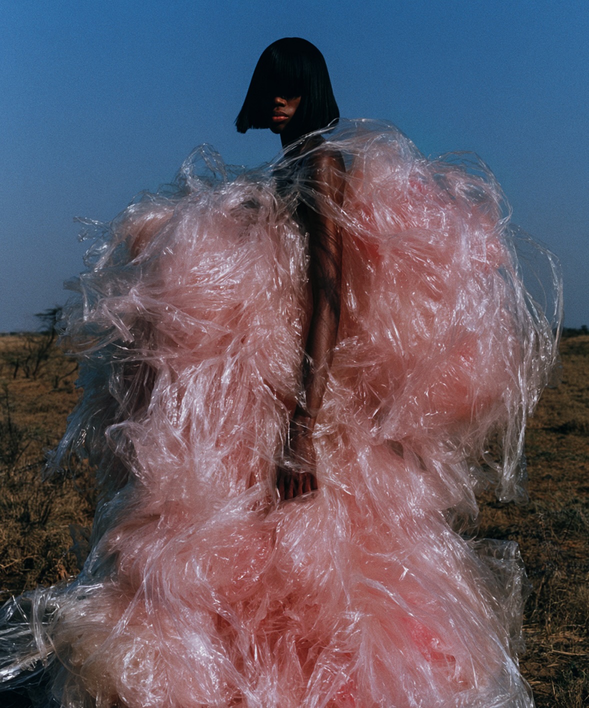 Poly-Chop-Pink-Fashion-Barria-04